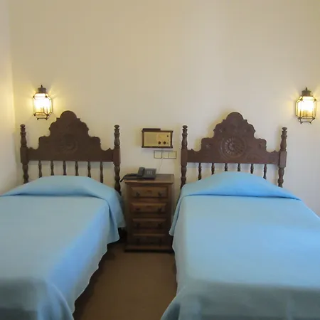 Calatrava Hotel 2*