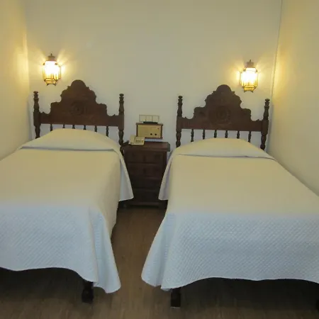 Hotel Calatrava 2*